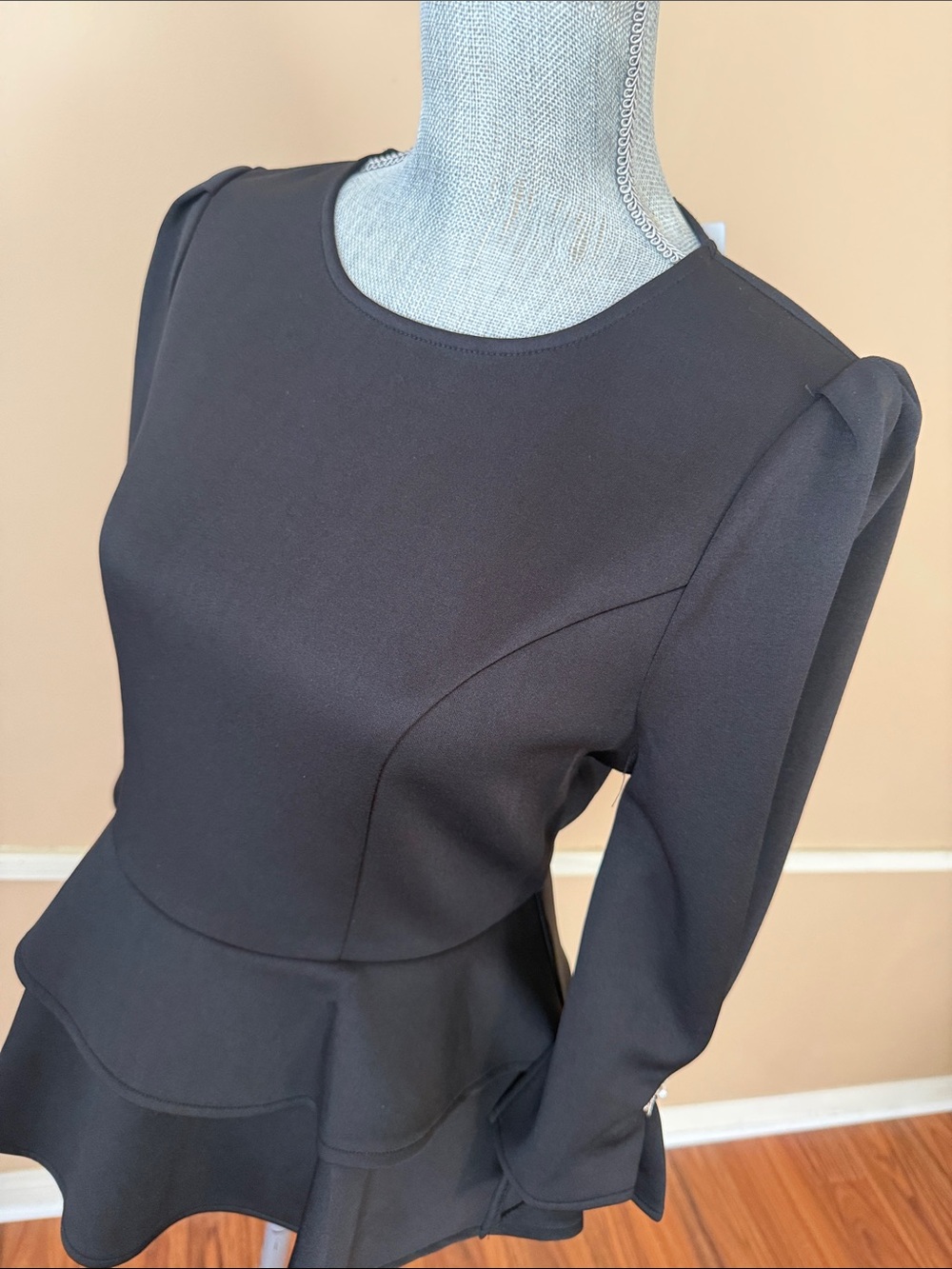 GRACIA 🖤 BLACK PEPLUM TIERED LONG-SLEEVE BLOUSE 🖤 SIZE MEDIUM 🌟NWT🌟 - Picture 6 of 17